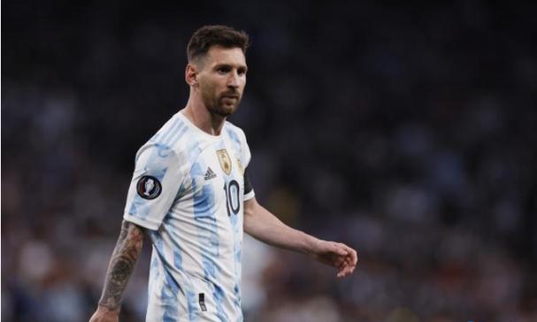 “中国梦·劳动美”文艺盛宴点亮广州铁职院夜空